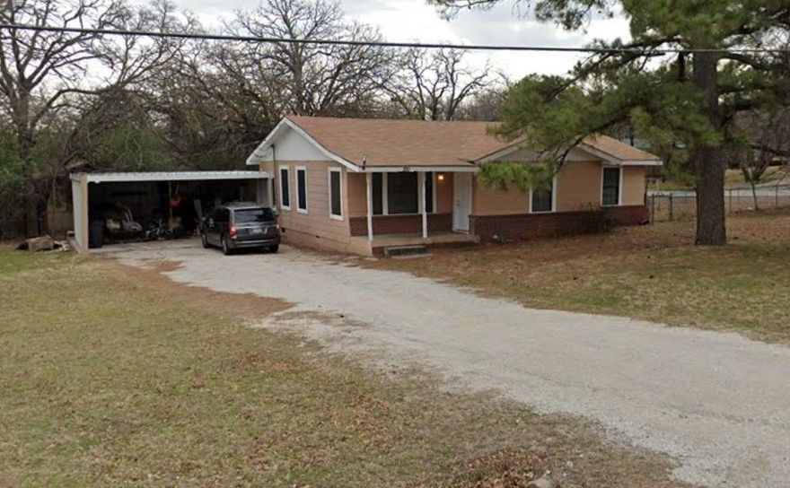 Welcome to a cozy 3-1 home situated on a large corner lot in the heart of Azle, TX. This home boasts three spacious bedrooms and a full bathroom, perfect for comfortable living. The house features an array of amenities that enhance its appeal. The eat-in kitchen, equipped with laminate countertops, an electric oven stove, and an undermount microwave, is a cook's dream. The ceramic tiled floors add a touch of elegance, while the ceiling fans ensure a pleasant atmosphere throughout the year. A private retreat, complete with hardwoods for a touch of luxury. The home is also equipped with a central HVAC system, ensuring your comfort in all seasons. The large lot provides ample space for outdoor activities, and the single living room is perfect for entertaining or relaxing. Experience the charm and convenience of this beautiful home in Azle, TX.