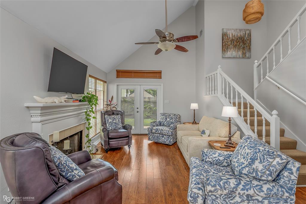 330 Colony Bend