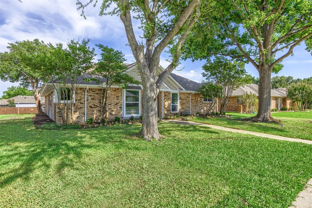 3916 Spring Hollow Drive