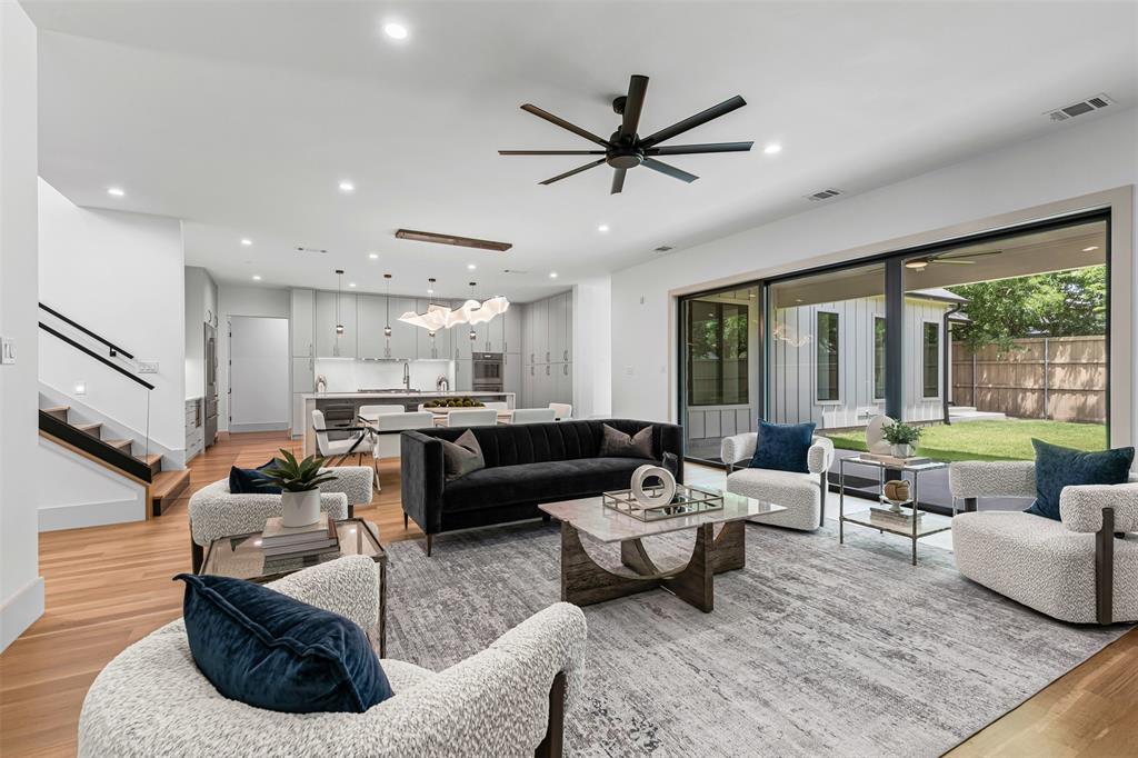 9956 Dresden Drive