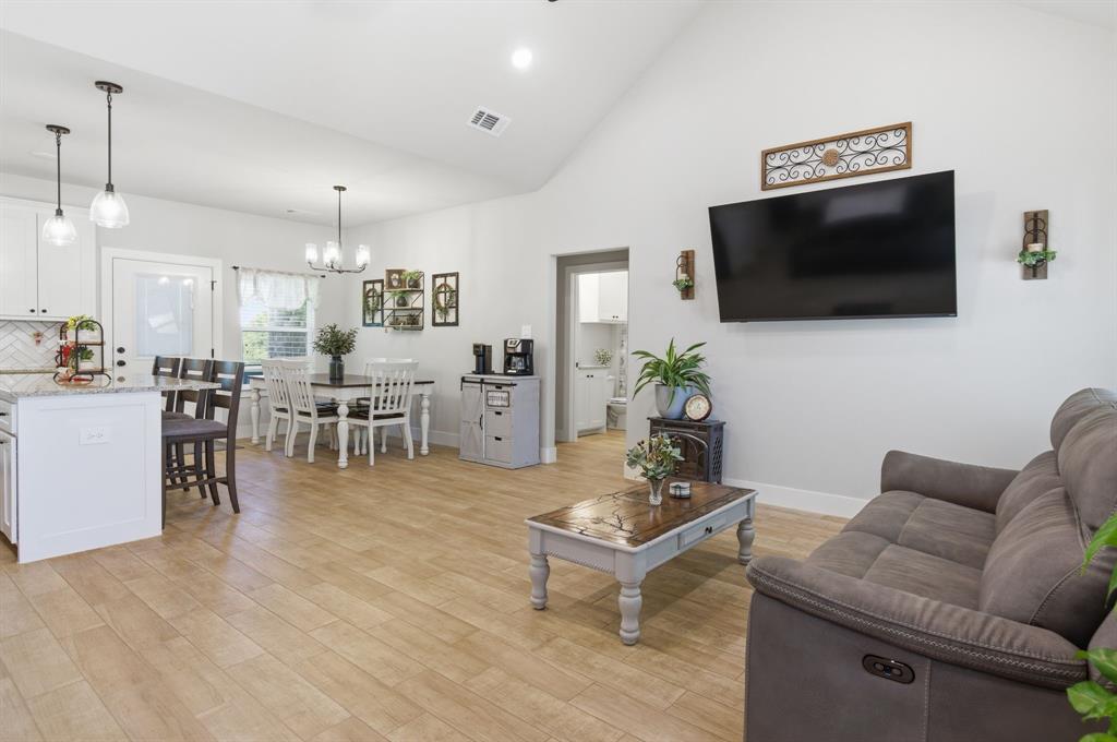 Monarch Villas - Residential