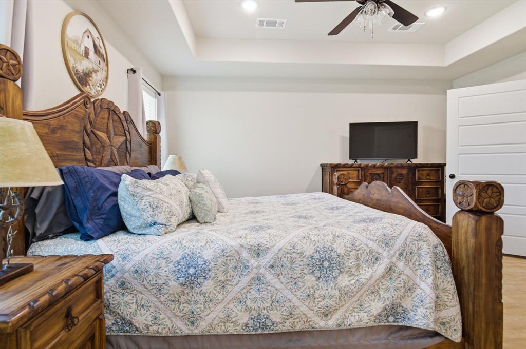 Monarch Villas - Residential