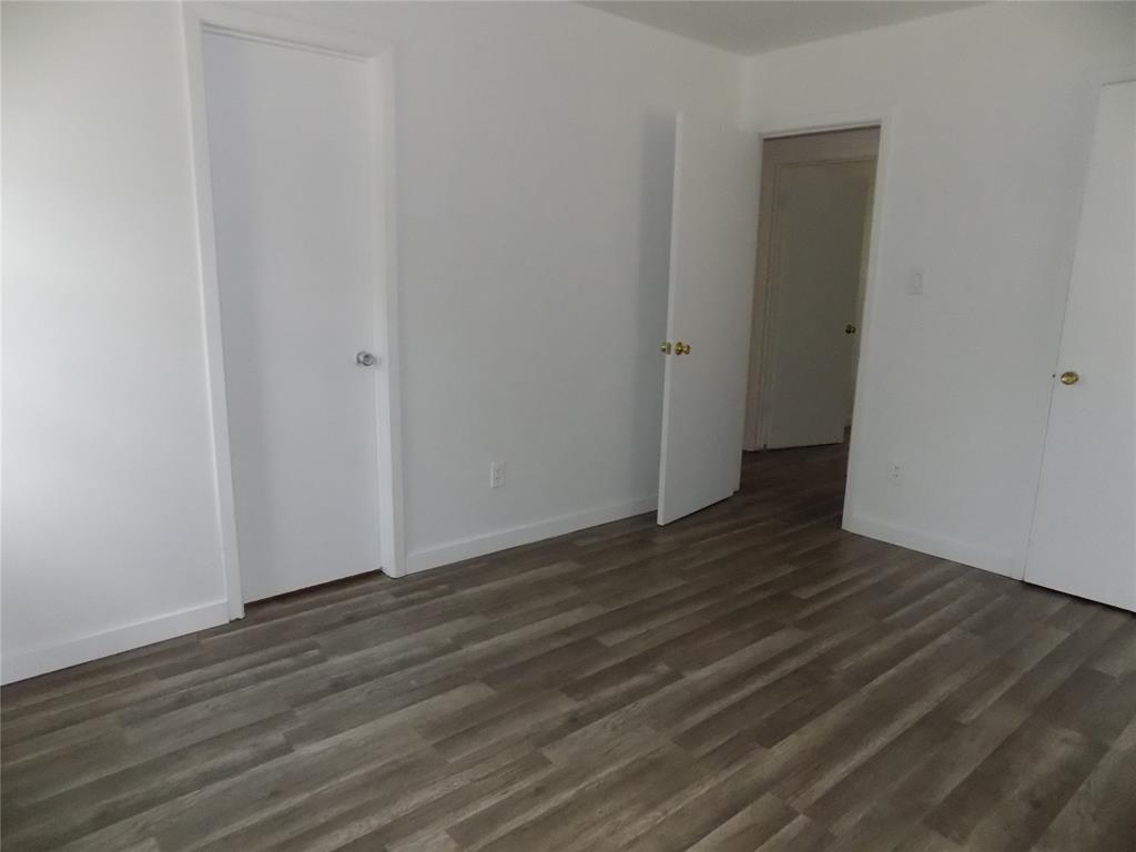 2225 Meadow