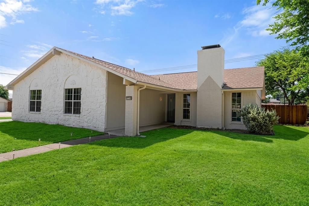 1714 Baylor Drive S
