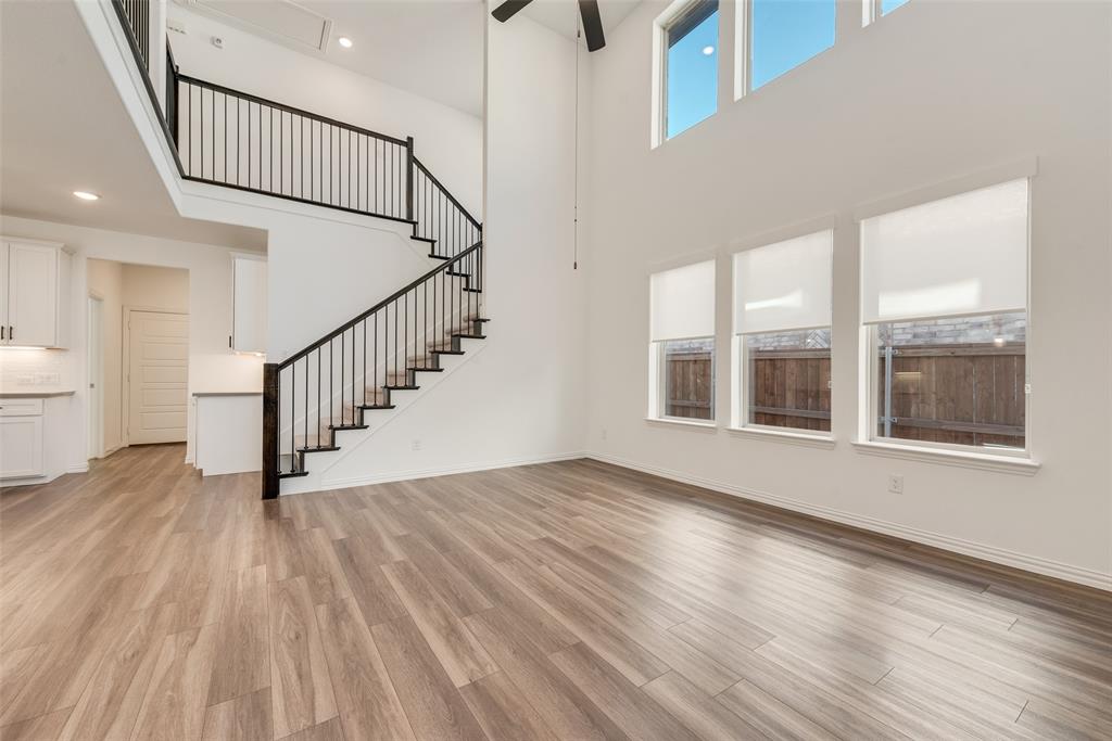 Riverset - Residential