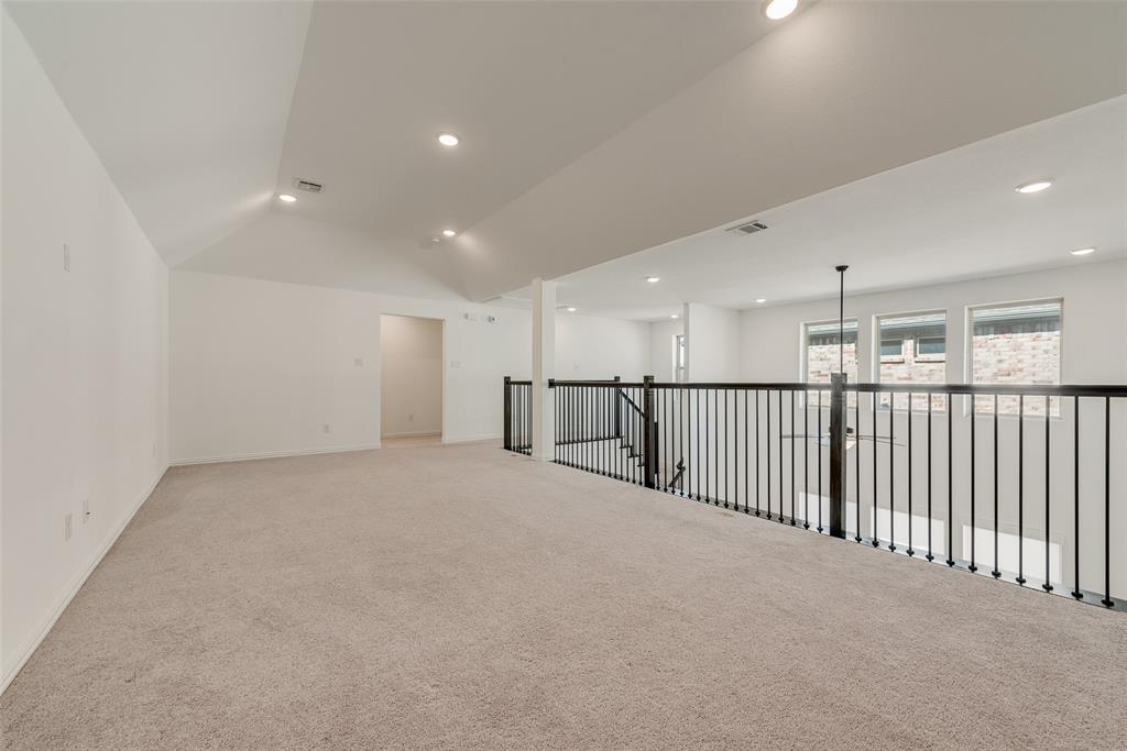 Riverset - Residential