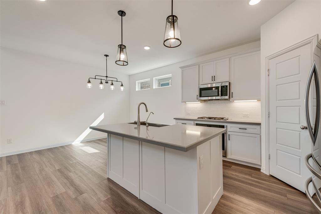 Riverset - Residential