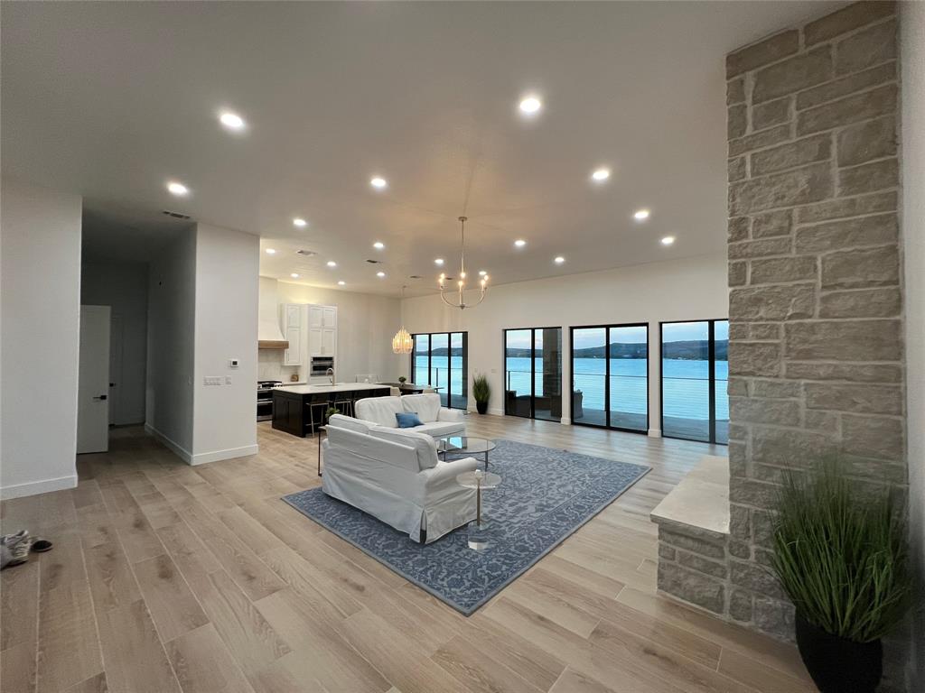 Peninsula - Residential