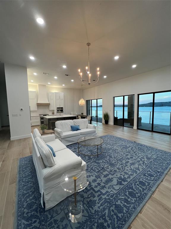 Peninsula - Residential