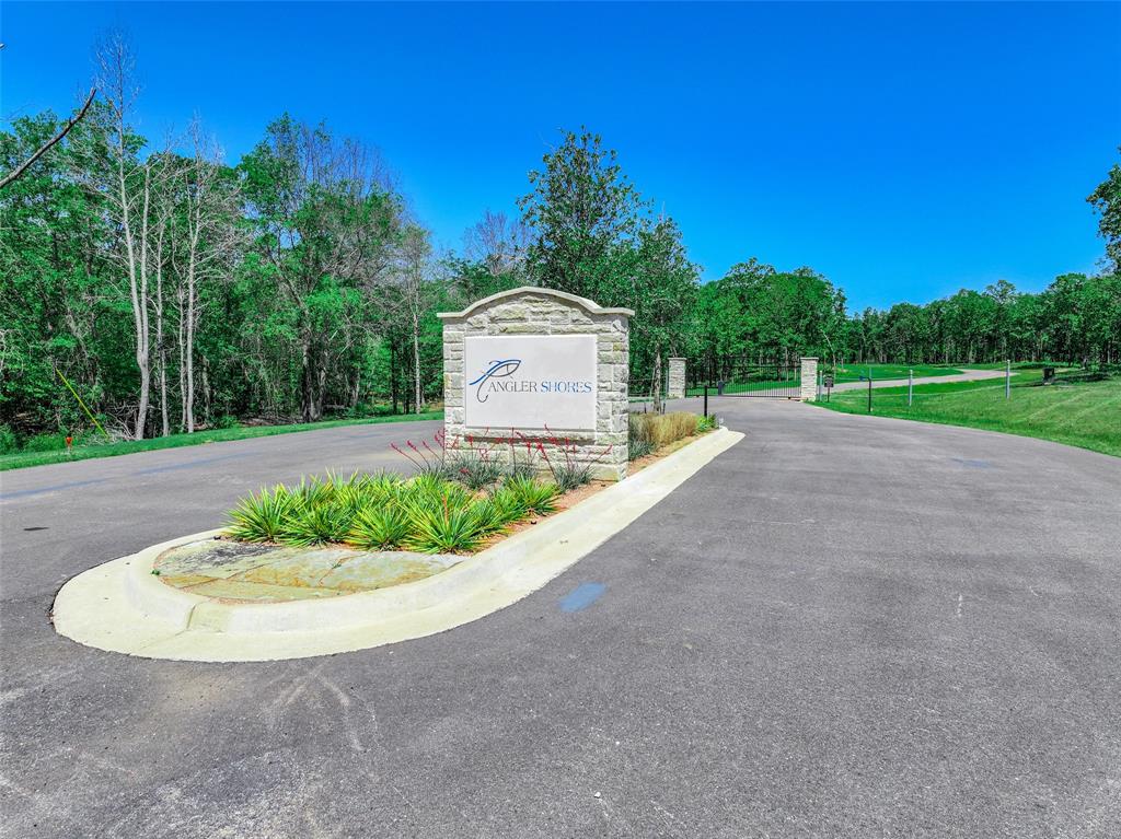 Angler Shores -2147 - Land