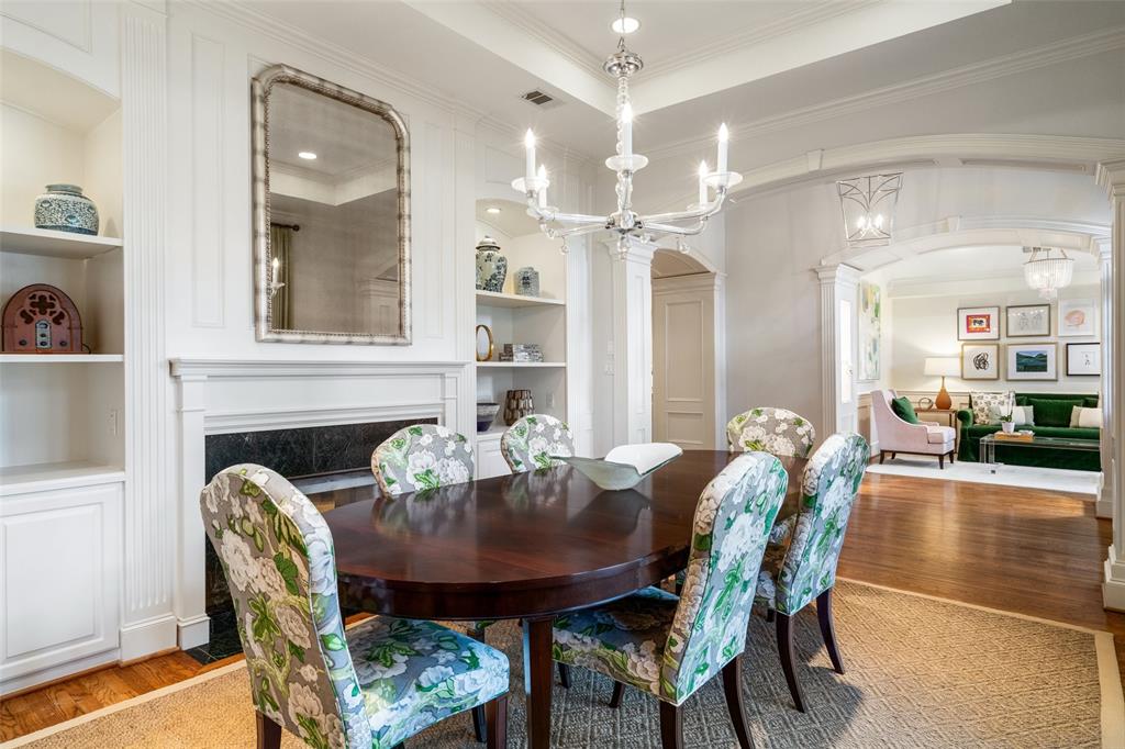 Royal Gardens - Residential