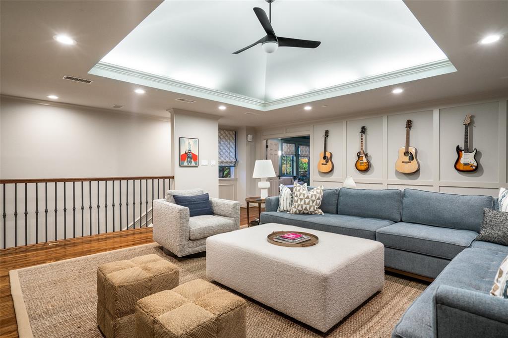 Royal Gardens - Residential