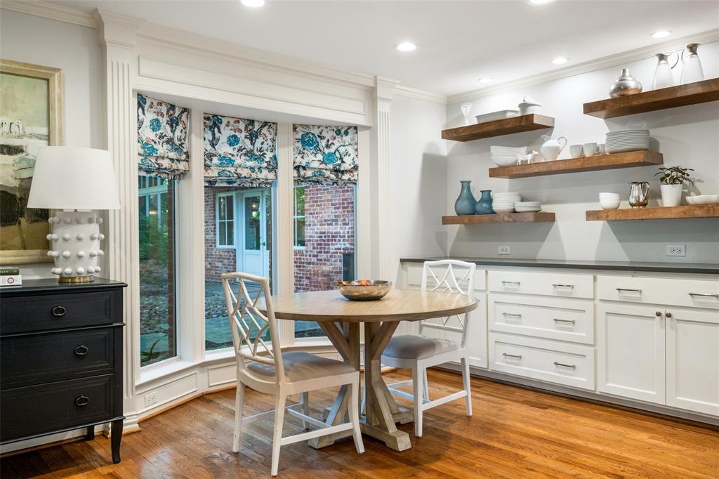 Royal Gardens - Residential