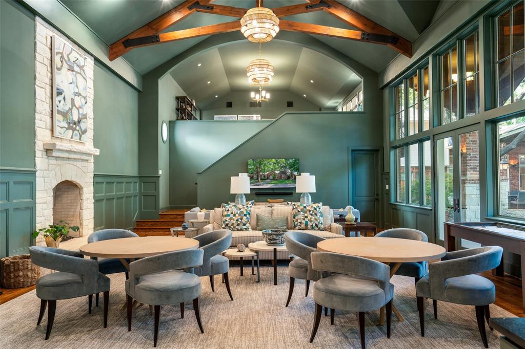 Royal Gardens - Residential