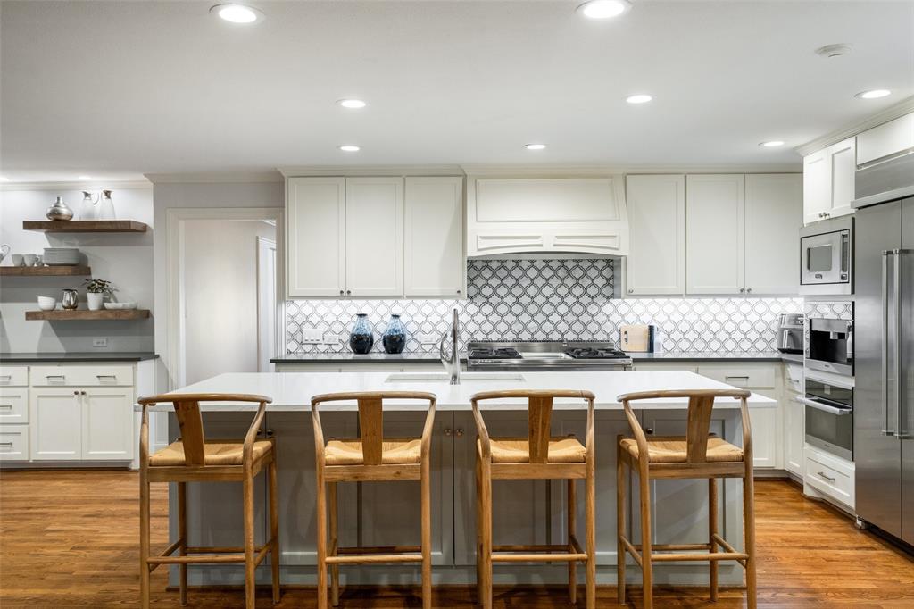 Royal Gardens - Residential