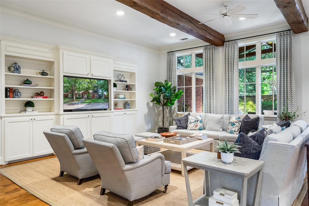 Royal Gardens - Residential