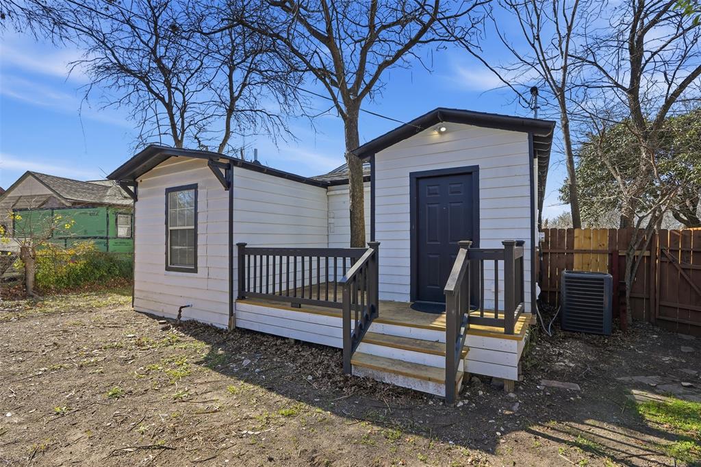 Elmwood - Residential