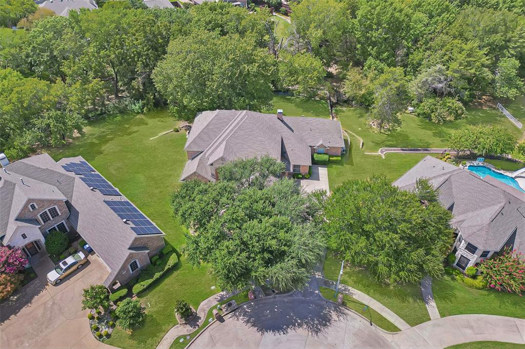 902 Glen Meadow Court