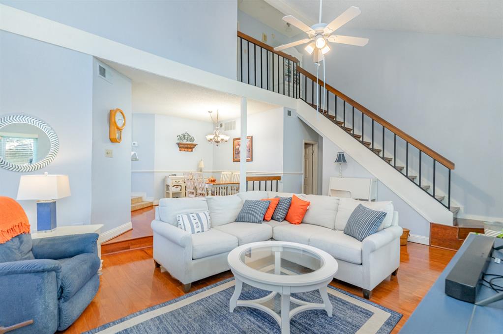 336 Melrose Drive 10C