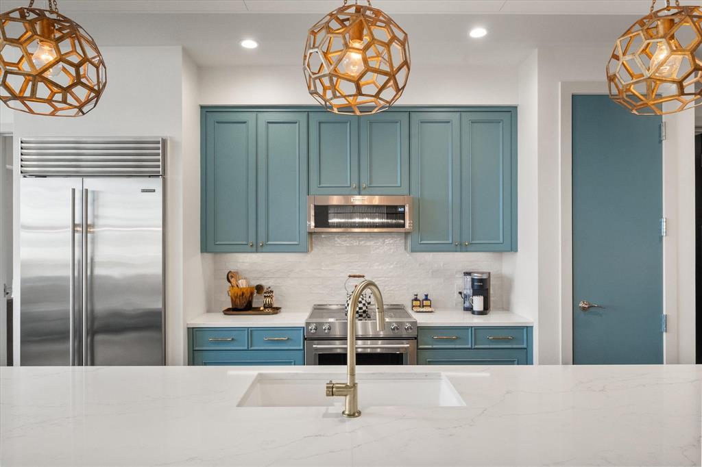 One Montgomery Plaza Residence Condo - Residential