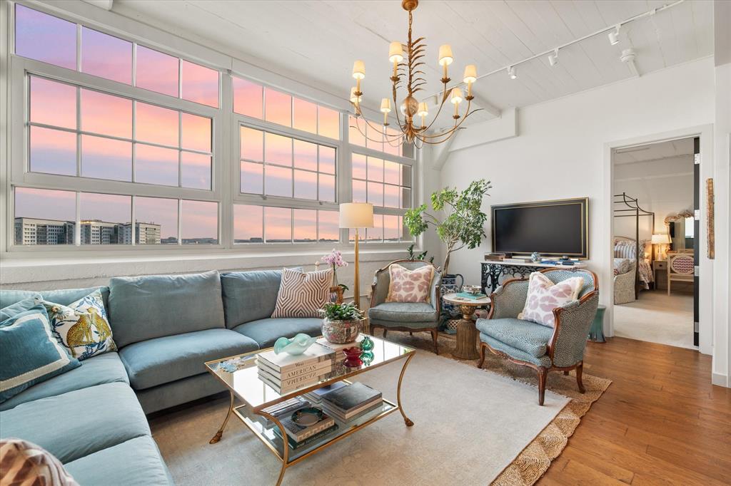 One Montgomery Plaza Residence Condo - Residential