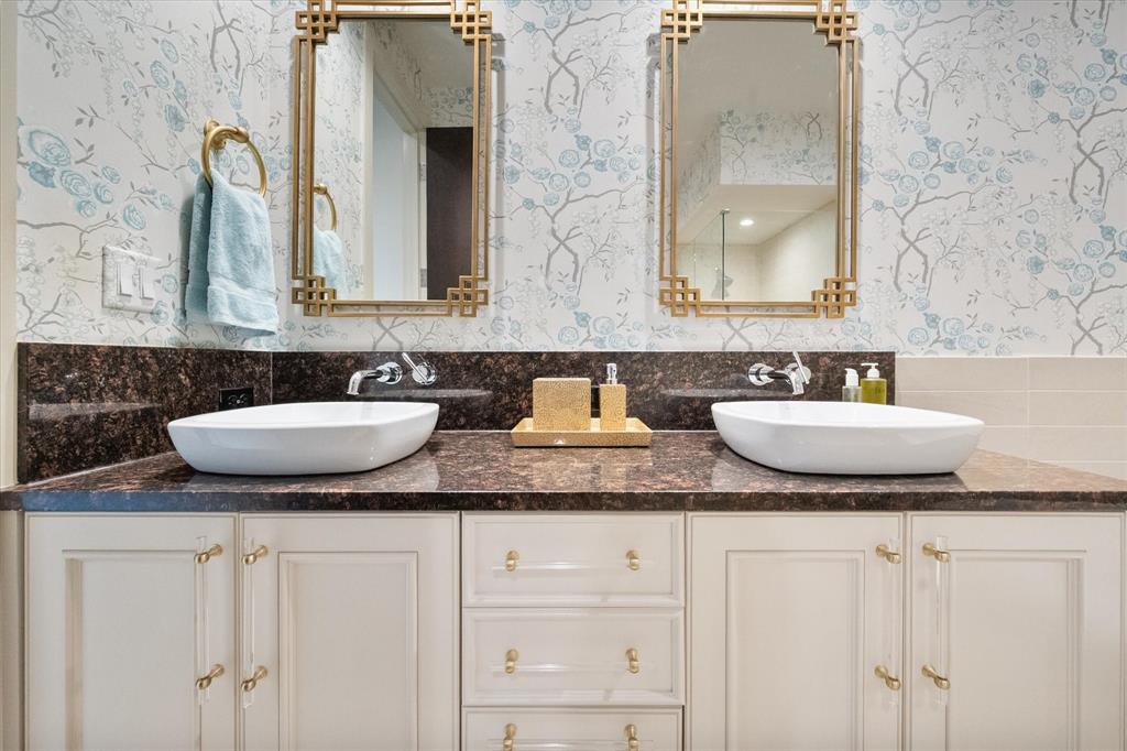 One Montgomery Plaza Residence Condo - Residential