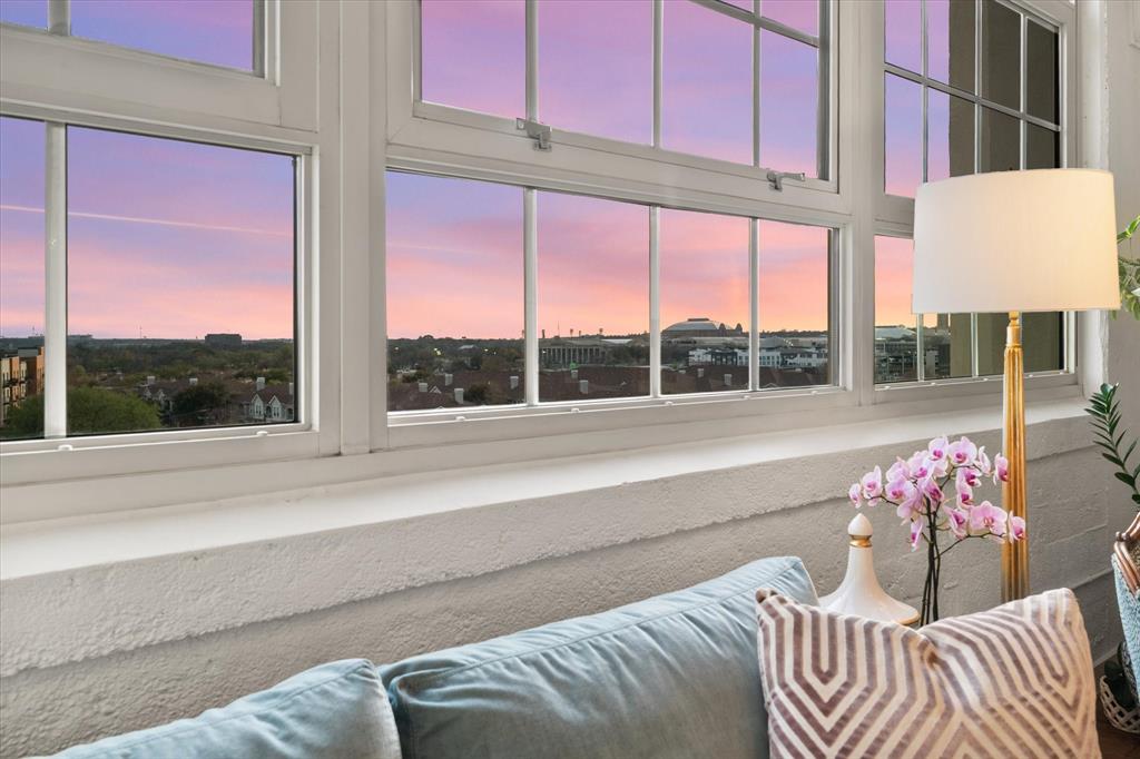 One Montgomery Plaza Residence Condo - Residential