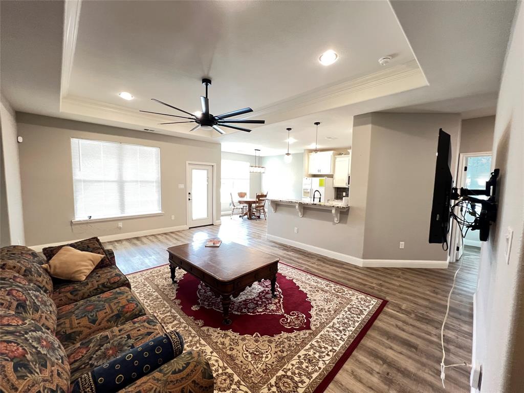 505 S Sky Court