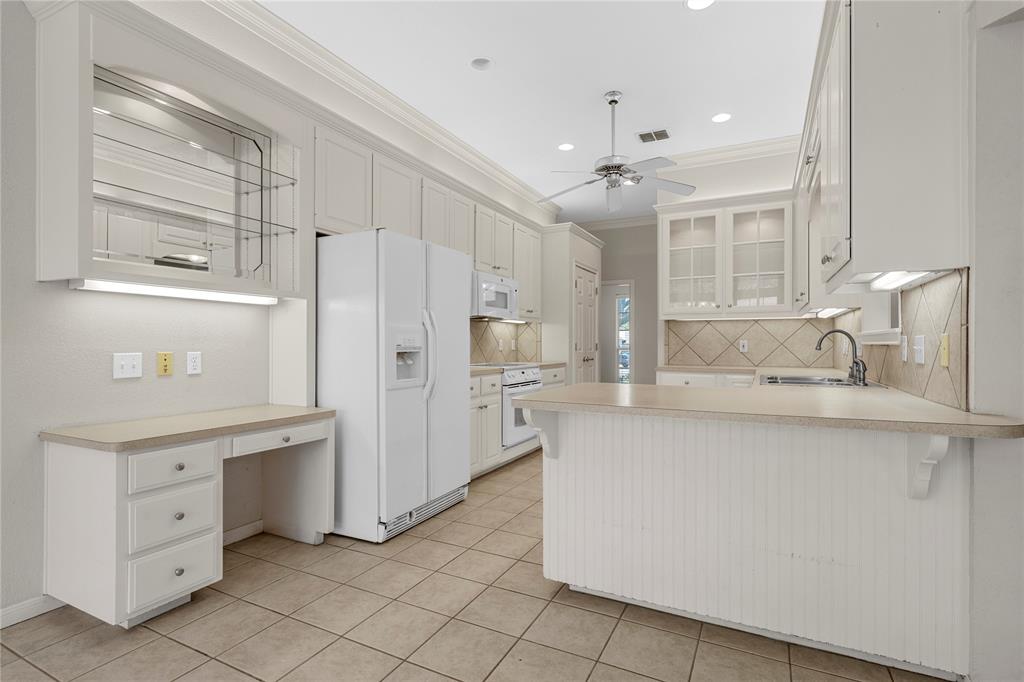 1209 Stonehill Circle