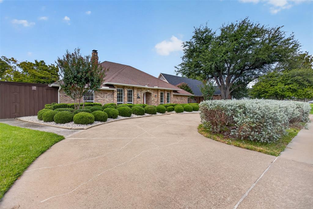 1508 Summertree Court