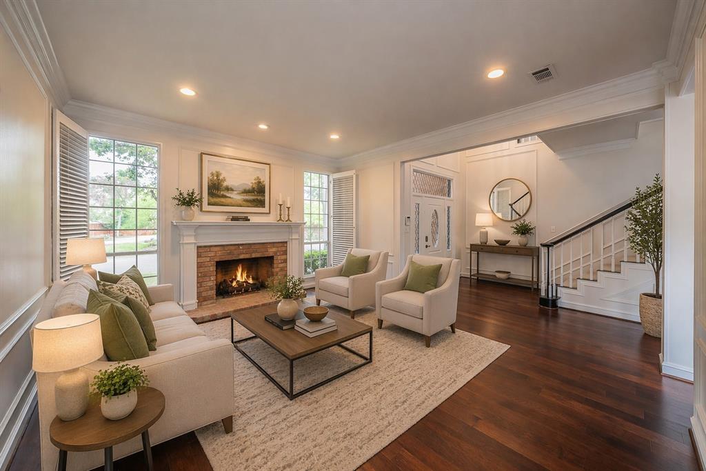 18512 Highland Creek Lane