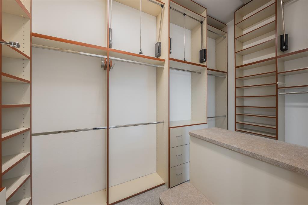 Highland Creek Estates - Residential