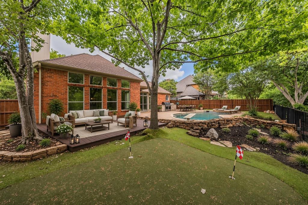 18512 Highland Creek Lane