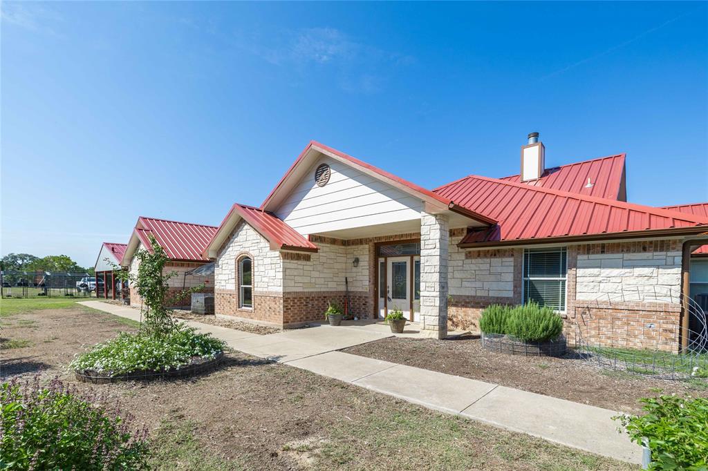 1435 County Road 220