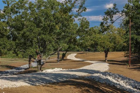 4838 W Loy Lake Road Denison TX 75020