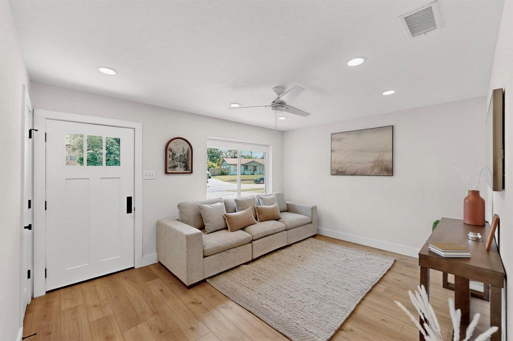1023 Osceola Trail