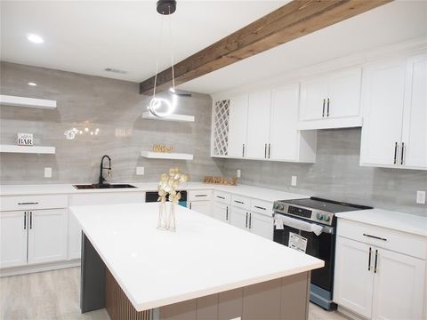 Tiny photo for 1703 Foster Drive, Arlington, TX 76012 (MLS # 21279705)