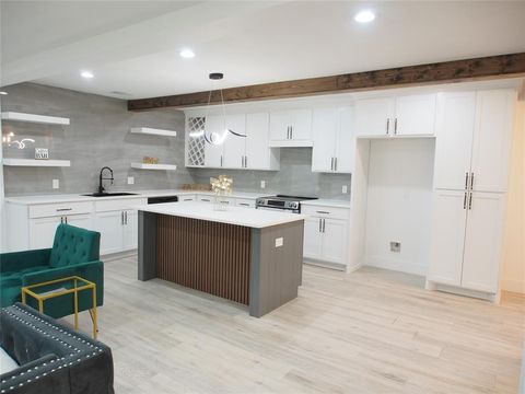 Tiny photo for 1703 Foster Drive, Arlington, TX 76012 (MLS # 21279705)
