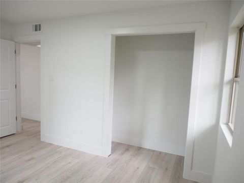 Tiny photo for 1703 Foster Drive, Arlington, TX 76012 (MLS # 21279705)