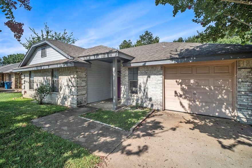 Welcome home to the cozy town of Keene! Fantastic turn key starter home seeking new owners! The floor plan flows seamlessly, the kitchen is functional for everyday use. Primary bedroom is connected to the the jack and jill bath and has a dreamy closet. The real masterpiece in this home is the spacious fenced backyard with mature trees and a large shed! This home is an ideal starter home of excellent investment property. Schedule your private showing toady and start packing!
Some photos may be virtually staged.