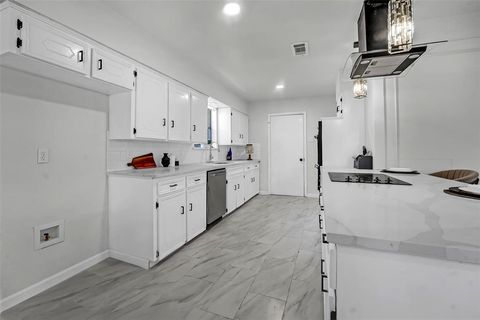 Tiny photo for 4009 Double Tree Trail, Irving, TX 75061 (MLS # 21102863)