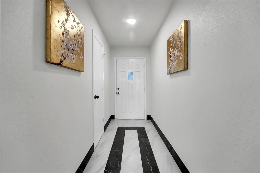 4009 Double Tree Trail