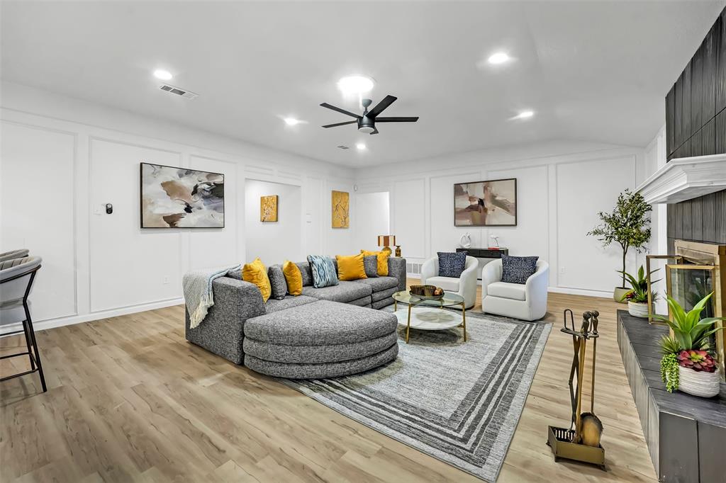 4009 Double Tree Trail