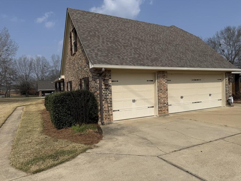 Leanin Oak #3 - Residential