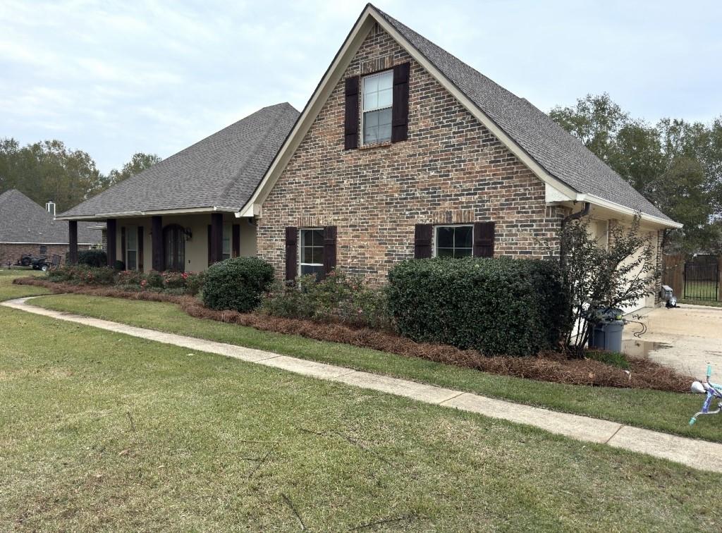 Leanin Oak #3 - Residential