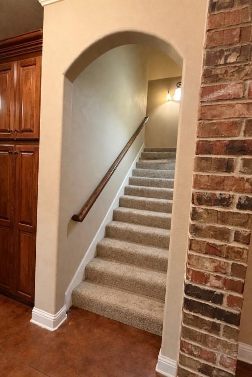 Leanin Oak #3 - Residential