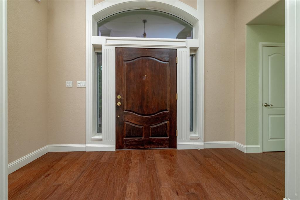 603 Runaway Bay Drive