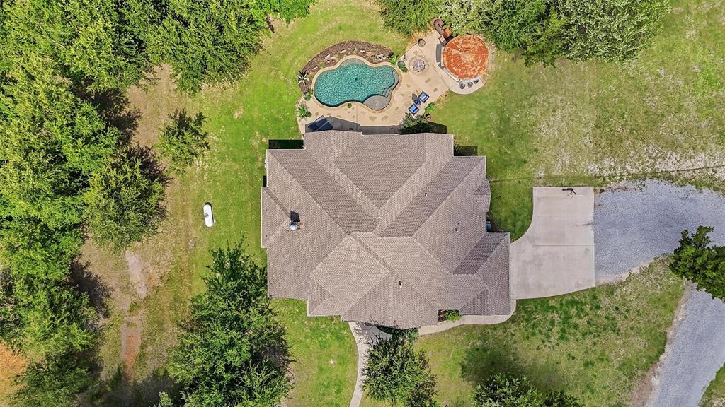 1011 Red Road