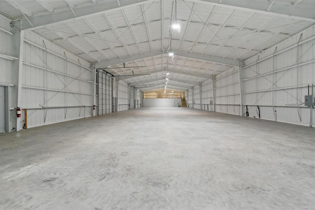 Weatherford Mini Ranch Estates - Commercial Lease