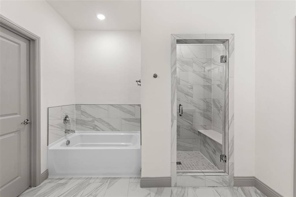 Lakepointe - Residential